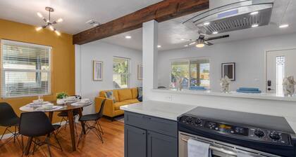 14th Coronado Historic District Phoenix 2 Bedroom Home by RedAwning