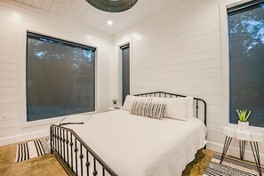 4 Schlafzimmer, Bügeleisen/Bügelbrett, Reisekinderbett, kostenloses WLAN