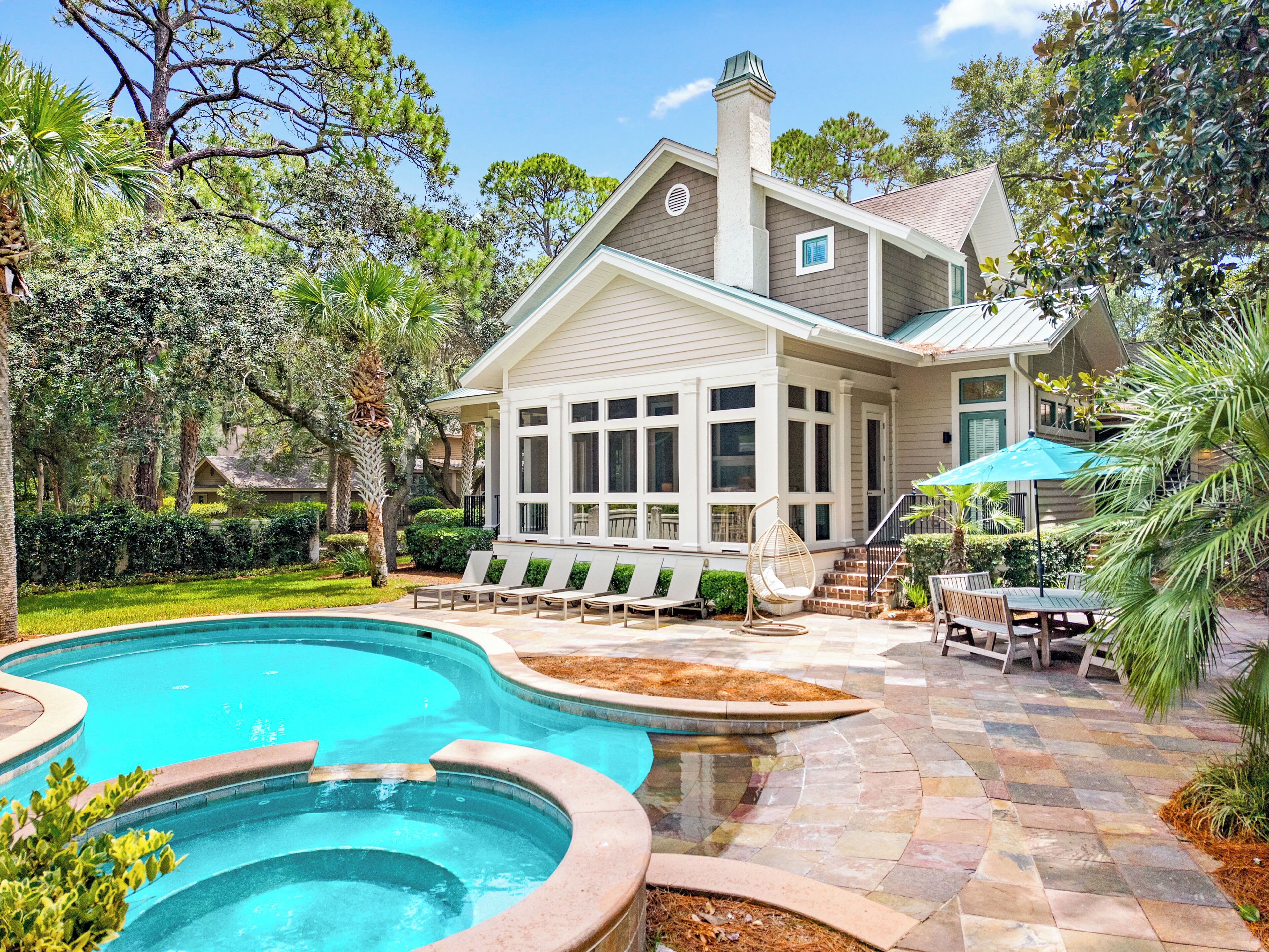 Een verwarmd zwembad