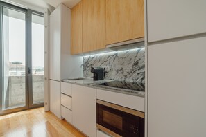 Fridge, microwave, coffee/tea maker, electric kettle