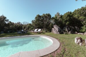 Piscine extérieure, piscine chauffée