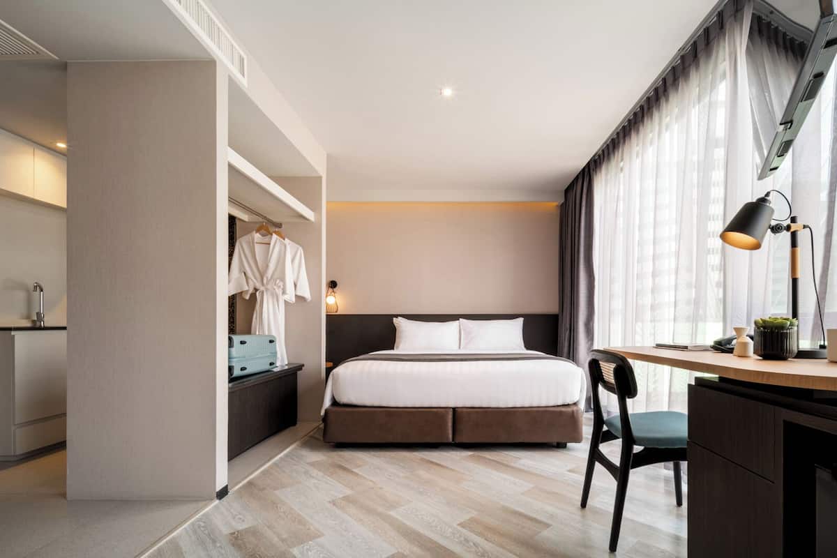 Minibar (free items), in-room safe, desk