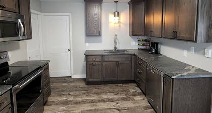 Lake Superior View- 3 Bedroom Suite at Econo Lodge Lakeside