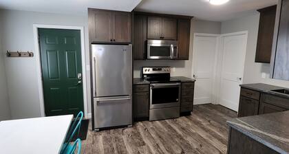 Lake Superior View- 3 Bedroom Suite at Econo Lodge Lakeside