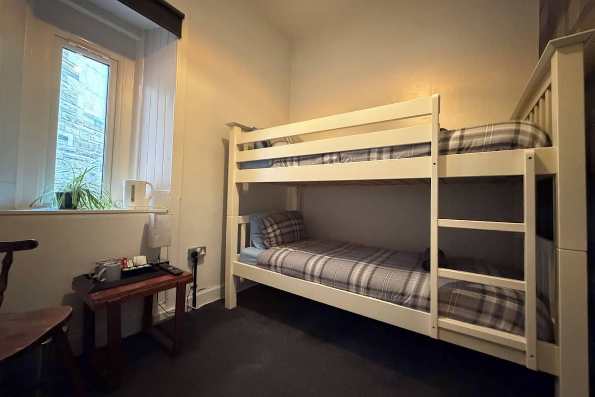 Quarto duplo básico | Roupa de cama