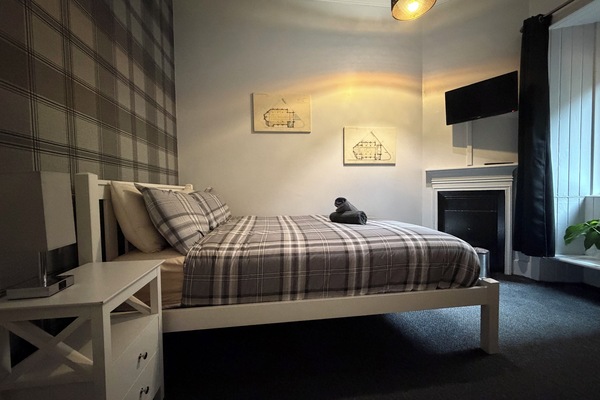 Standard Double Room | Bed sheets
