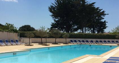 Repos dans résidence avec piscine à La Flotte en Ré