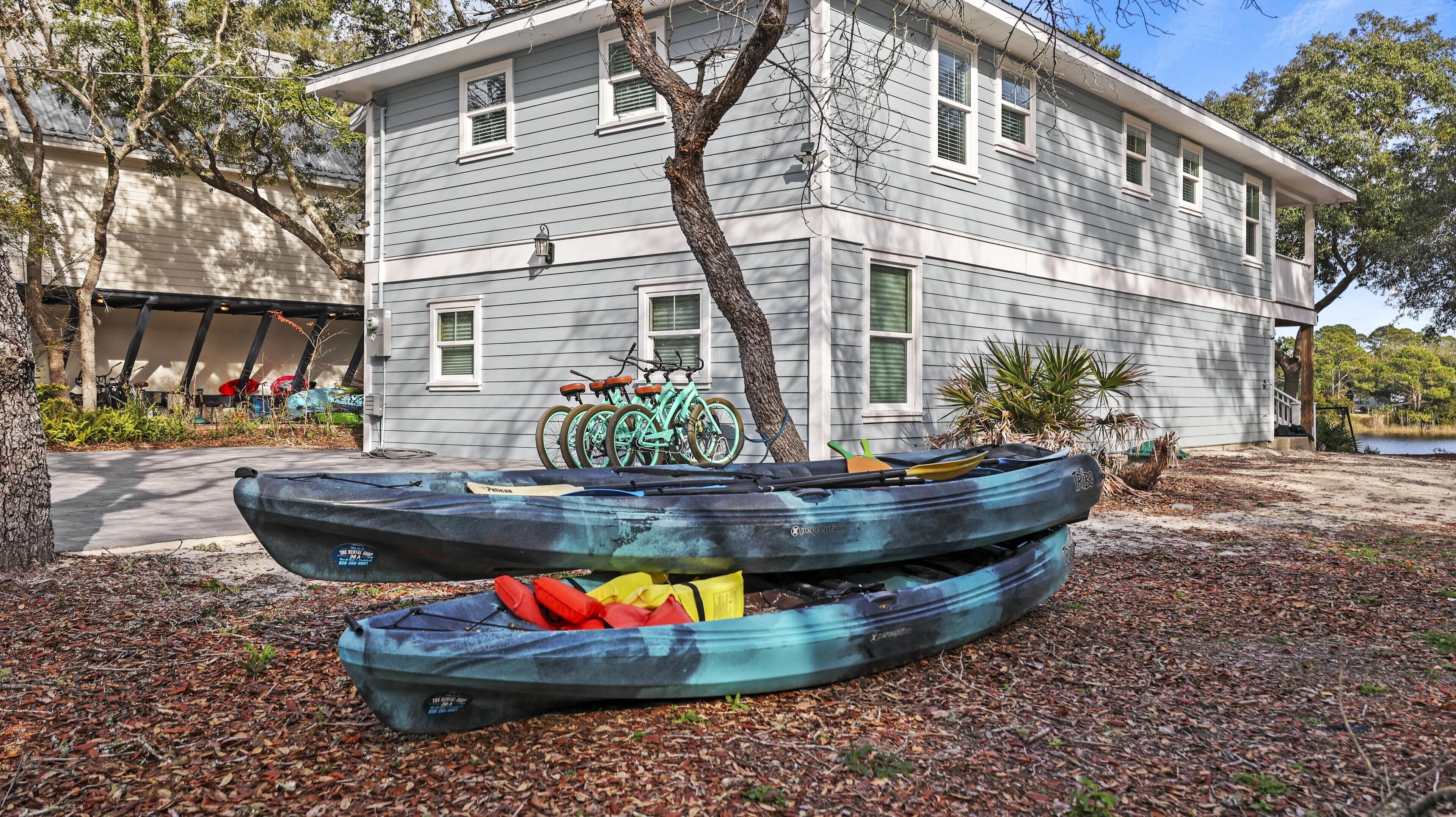 Eastern Lake Home with 4 Bikes