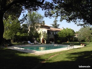 Piscine extérieure