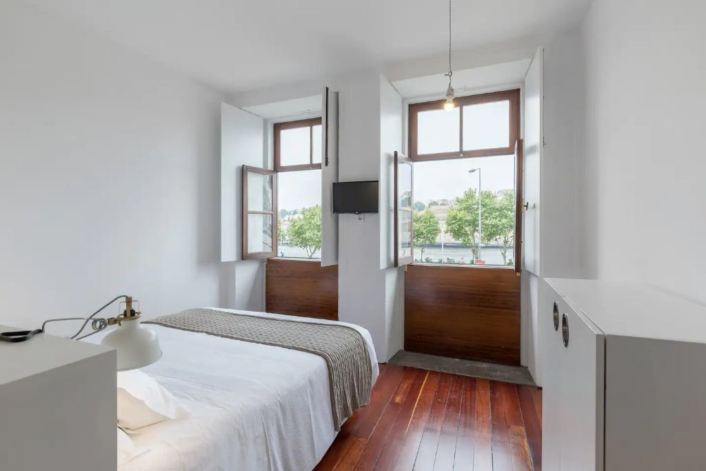 1 habitación, cuna de viaje y wifi 