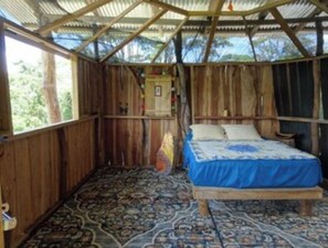1 habitación, wifi y ropa de cama