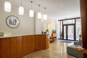 Reception - Hotel H12 (Kraków)