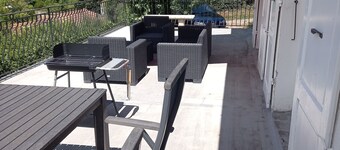 house in the countryside in the heart of Bazois with terrace (50m2) and pleasure garden