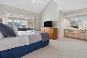 3 bedrooms, individually decorated, individually furnished, free WiFi