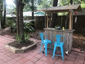 Property grounds - 1 BR Studio/Cottage with Kitchenette, Pool & Golf Cart/ Near Beach (Pawleys Island)