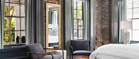 3 bedrooms, iron/ironing board, travel crib, WiFi