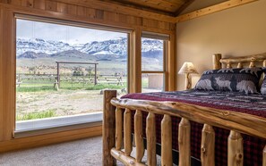 Interior - Ptarmigan Ranch- Large family home, on the way to Yellowstone (Cody)
