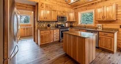 Ptarmigan Ranch- Large family home, on the way to Yellowstone