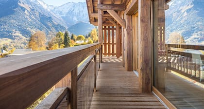 Chalet 5* ski in/out, swimming-pool, sauna, cinema, 20 people