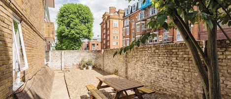 Căn hộ (1 Bedroom) | Vườn