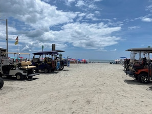Beach nearby, sun loungers