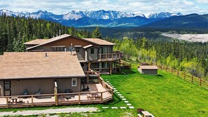 Exterior - RockyMountainView BnB (Entrance)