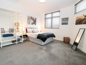 Cottage | 1 bedroom, individually decorated, individually furnished, free WiFi - Apartment 7 (Lowestoft)