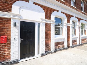 Cottage | Interior - Apartment 7 (Lowestoft)