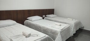 طراز فريد لكل وحدة ومكتب وواي فاي مجانًا وملاءات أسرّة