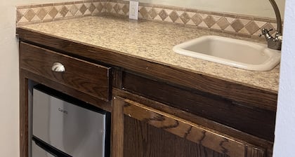 Downtown Bungalow