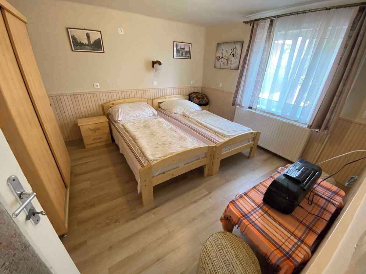 2 bedrooms, WiFi