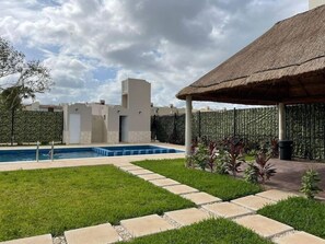 Pool - Spacious Apt | Pool (Playa del Carmen)