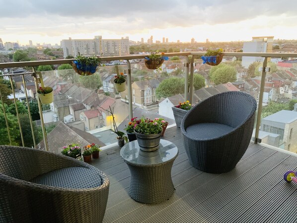 Appartement, plusieurs lits | Balcon