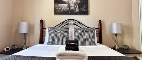 2 bedrooms, iron/ironing board, travel cot, free WiFi