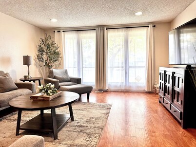 Cul-de-sac • Pet Friendly •Fenced Yard • Fire Pit