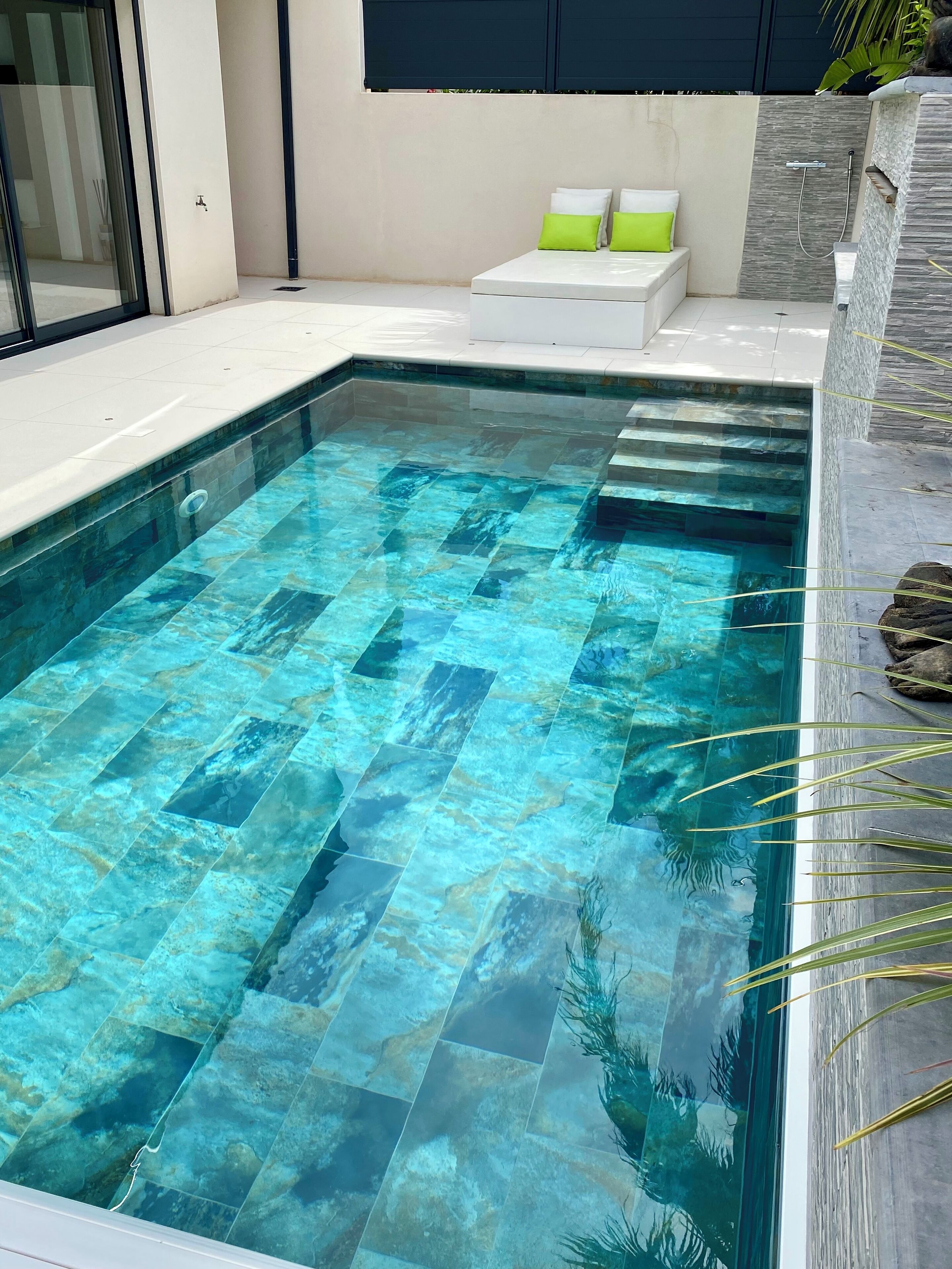 Piscine extérieure, piscine chauffée