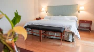 Copriletto in piuma, ferro/asse da stiro, Wi-Fi gratuito, lenzuola