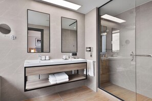 Presidential Suite Package | Bagno | Set di cortesia gratuito, asciugamani