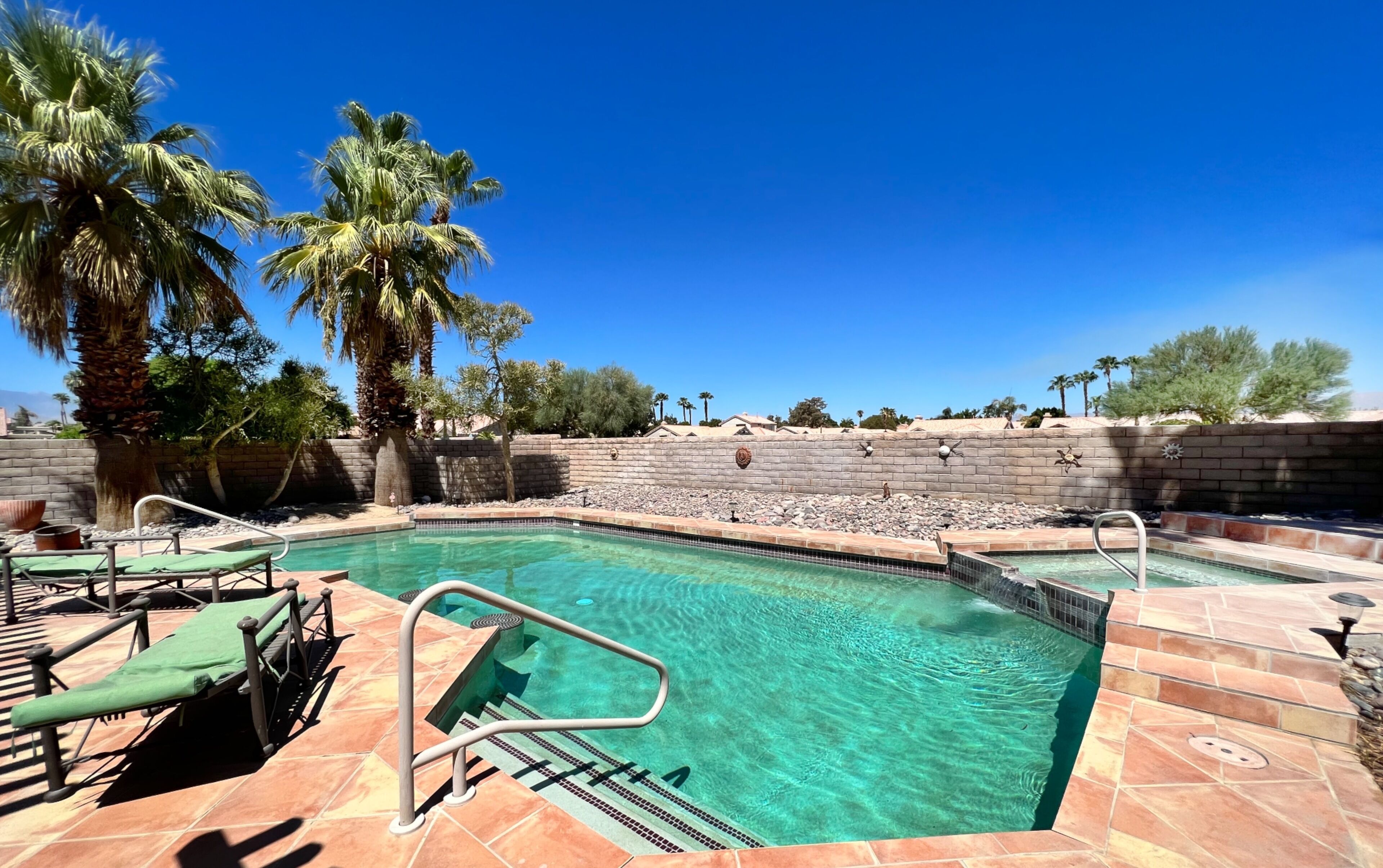 Desert home w/private pool —