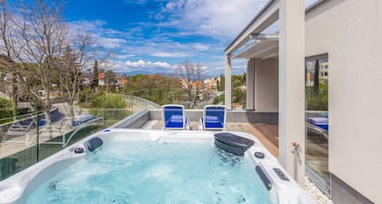 Villa Sapphire with Heated Pool