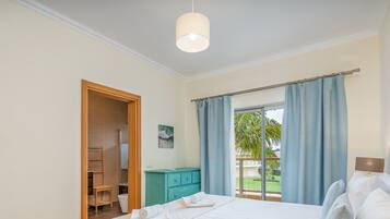 1 bedroom, iron/ironing board, free WiFi