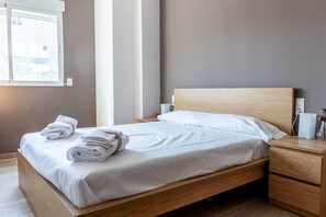 2 bedrooms, iron/ironing board, free WiFi, bed sheets - Global Vacacional: Apartment 200m from the beach of Puerto de Sagunto (Puerto de Sagunto)