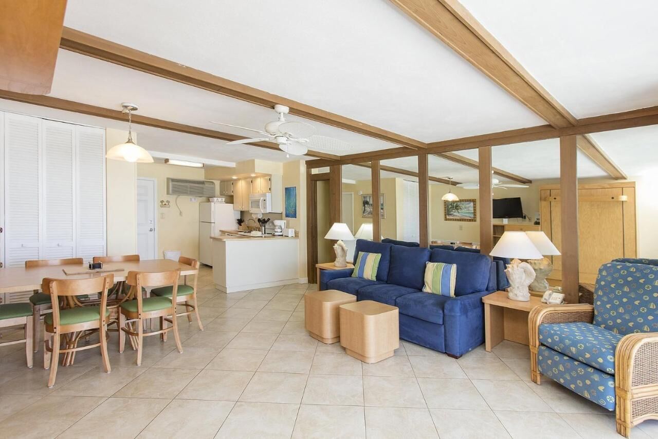 Splendid Beach Condo in the Sea Club Resort - Last Minute Memorial Day Special