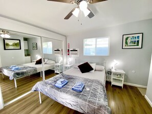 4 chambres, bureau, Wi-Fi gratuit, draps fournis