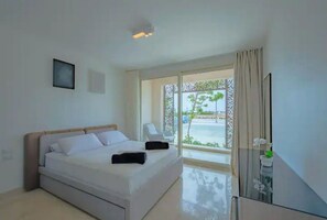 3 soverom, skrivebord, strykejern/-brett og wi-fi (inkludert)