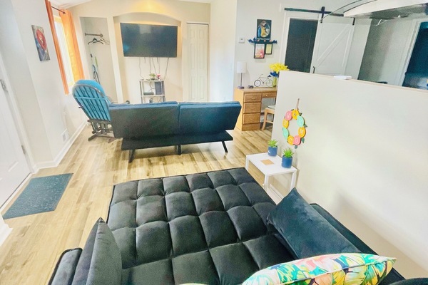 Smart TV, libri, impianto stereo