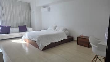 1 bedroom, desk, iron/ironing board, free WiFi