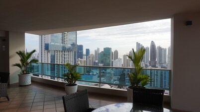 Best Apartment, Ocean Front, High floor, Best PTY Location