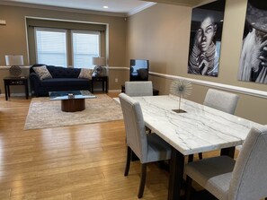 Interior - An Eclectic Home for the World Traveler (Washington)