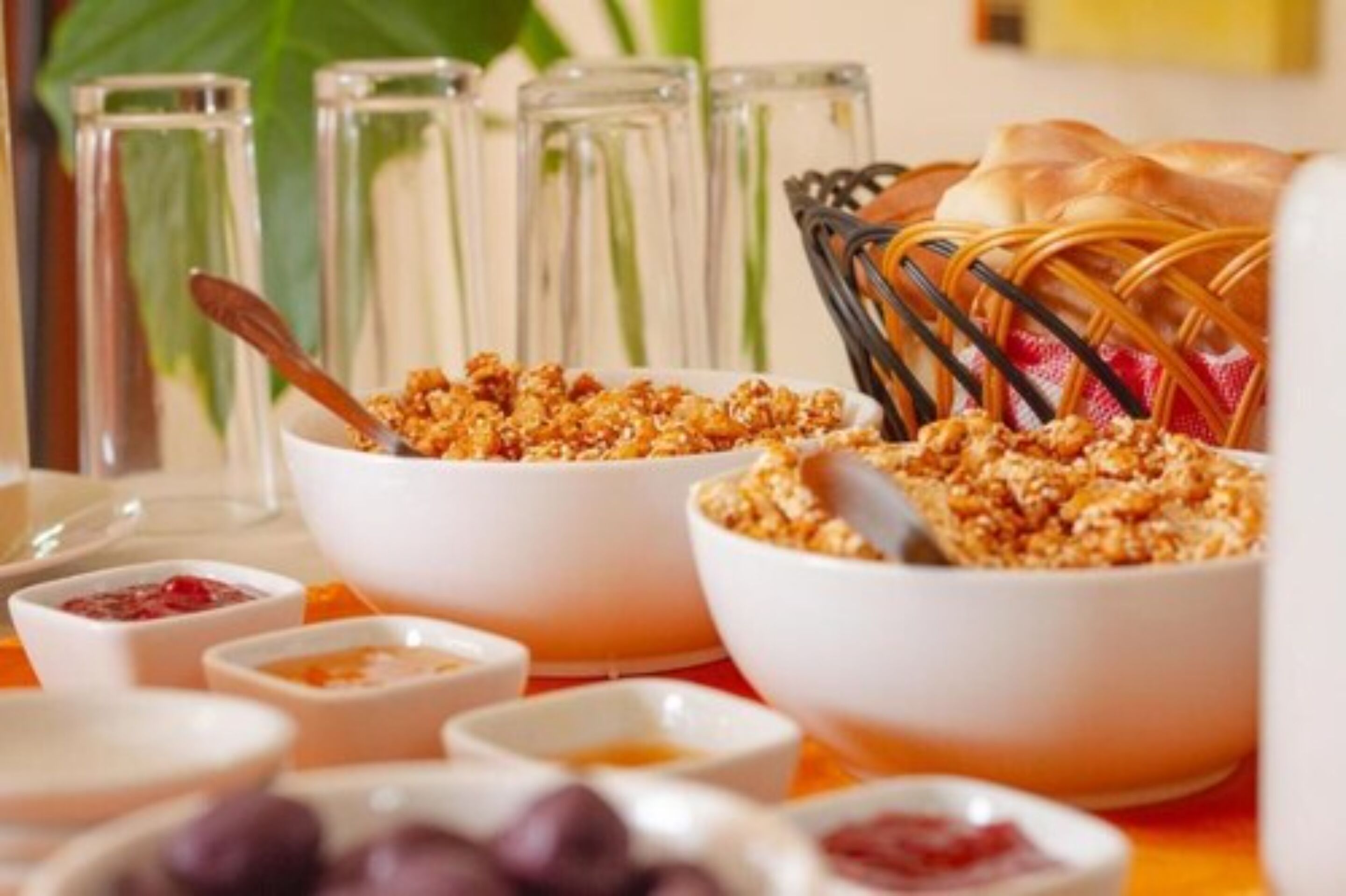 free daily continental breakfast